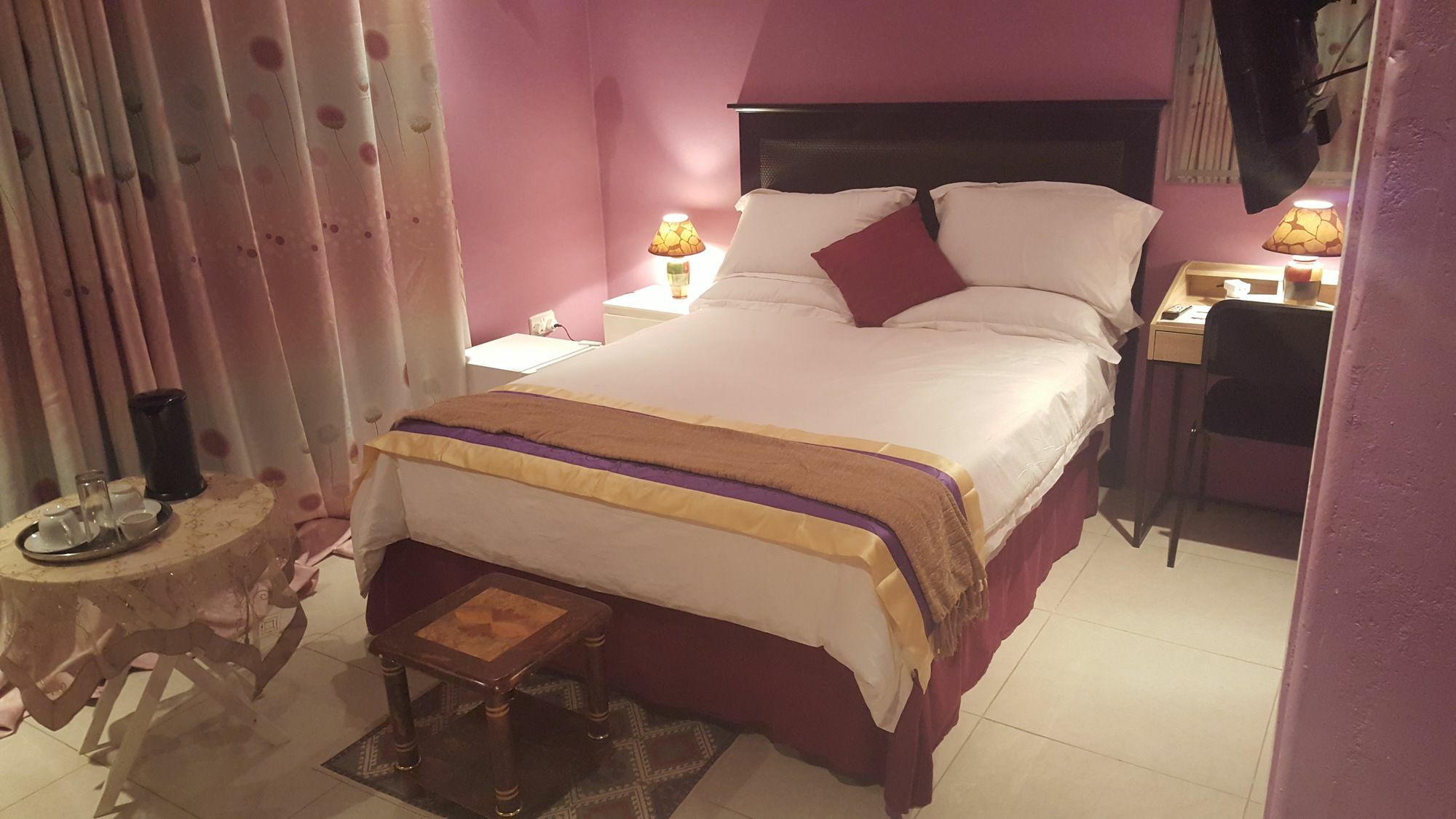 Mathlyn Guest House Francistown Dış mekan fotoğraf