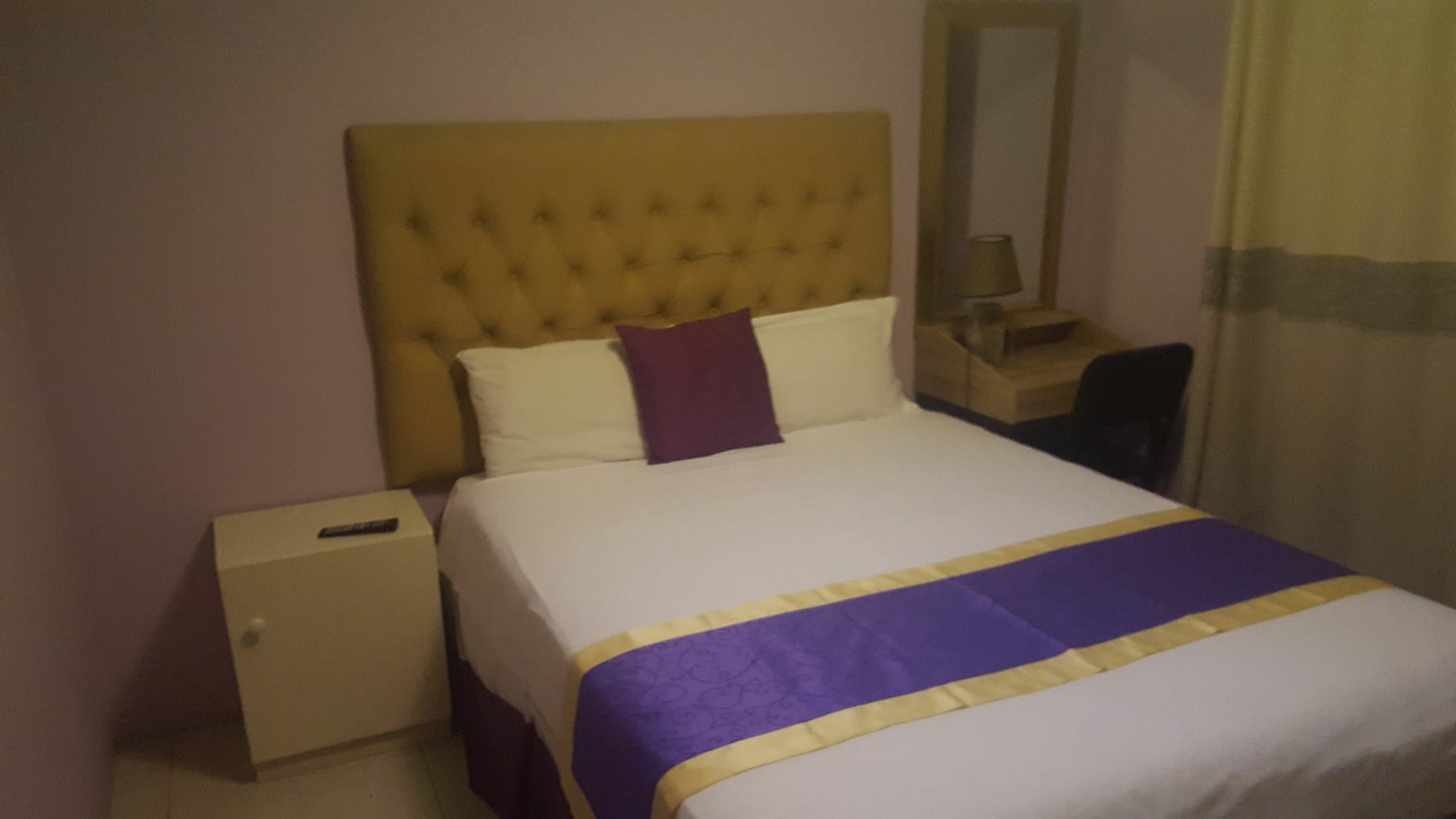 Mathlyn Guest House Francistown Dış mekan fotoğraf