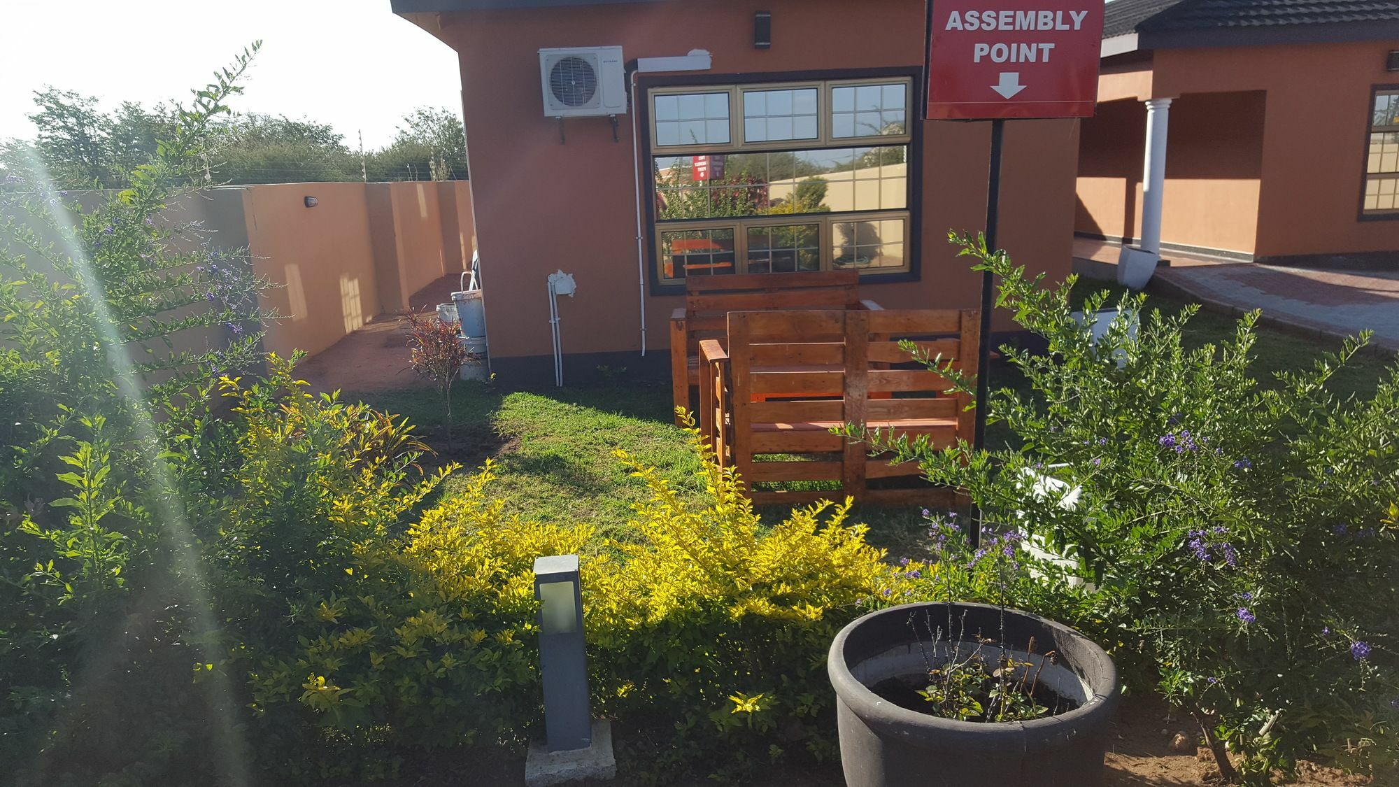 Mathlyn Guest House Francistown Dış mekan fotoğraf